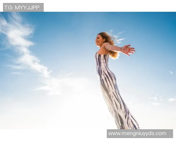 在蓝天翱翔的梦想之旅中追寻自由的飞翔之美