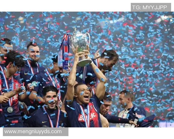 巴黎圣日耳曼确认与尤文图斯就姆巴佩交易达成协议，球队正式宣布签约！