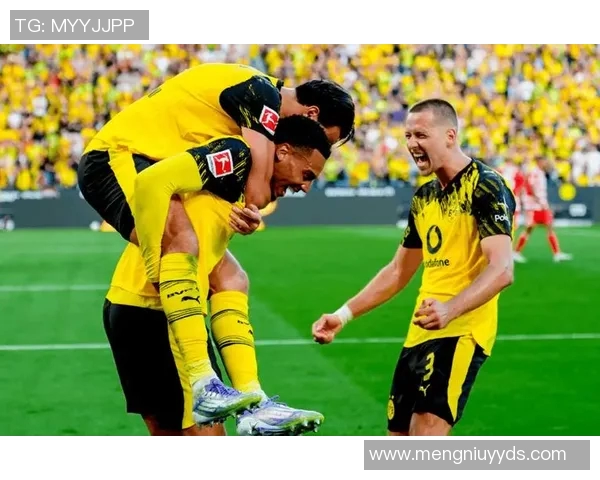 多特蒙德签下意大利国脚,德甲球迷热议转会决定 多特蒙德签下意大利国脚,德甲球迷热议转会决定