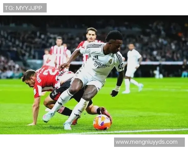 皇马击败毕尔巴鄂，继续领跑西甲积分榜，展现王者风范